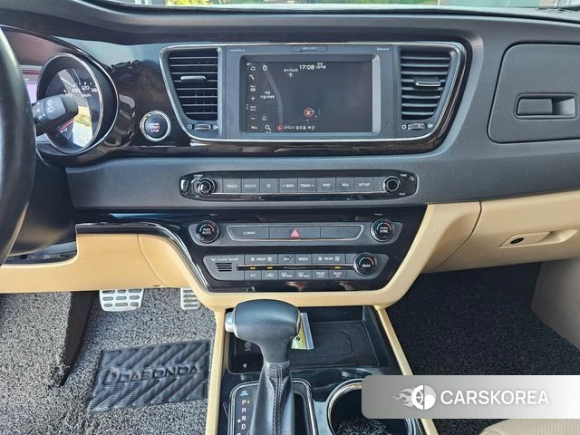 Kia The New Carnival 2018 Белый из Кореи, фото 6