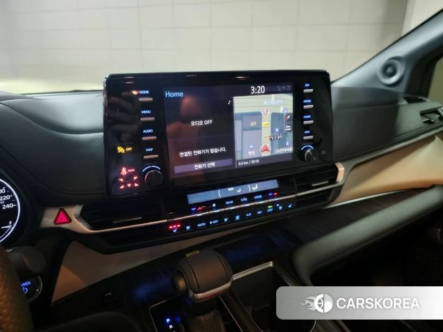 Toyota Sienna 4th Generation 2024 Серый из Кореи, фото 6