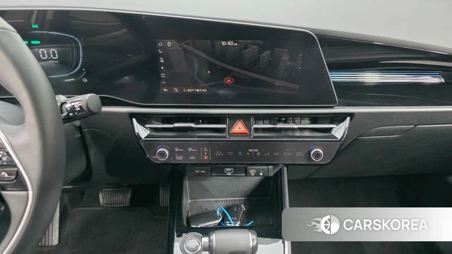 Kia Di Ol Nu Niro 2022 Белый из Кореи, фото 6