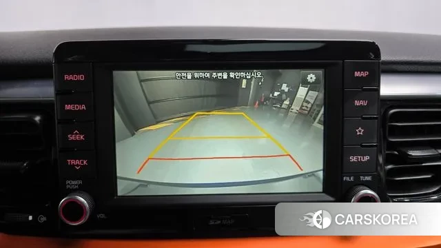 Kia Stonic 2018 Белый из Кореи, фото 6