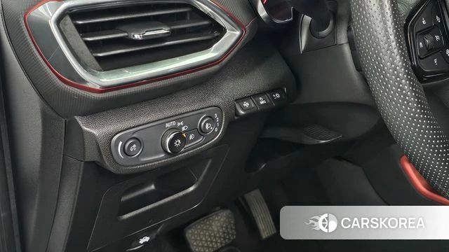 Chevrolet (GM Daewoo) Trailblazer 2021 Белый из Кореи, фото 6