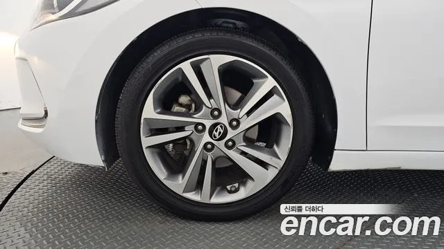 Hyundai Avante AD 2018 Белый из Кореи, фото 6