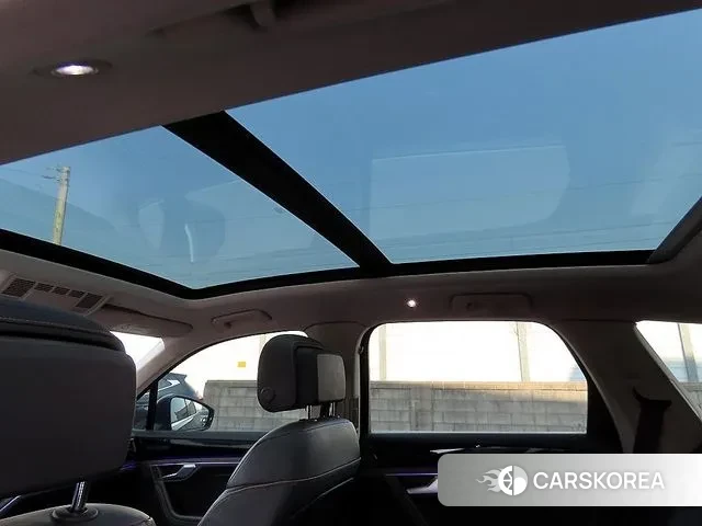 Volkswagen Touareg 3rd generation 2021 Черный из Кореи, фото 6