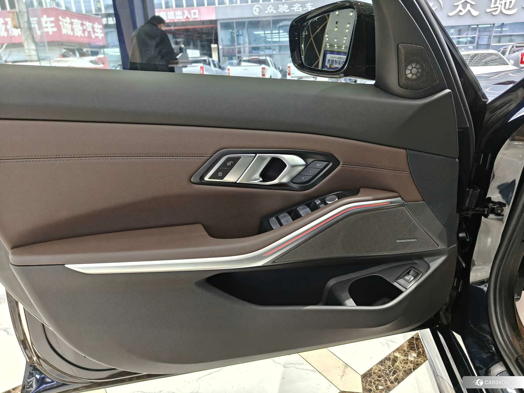 BMW 3 series 2024 Черный из Китая, фото 6