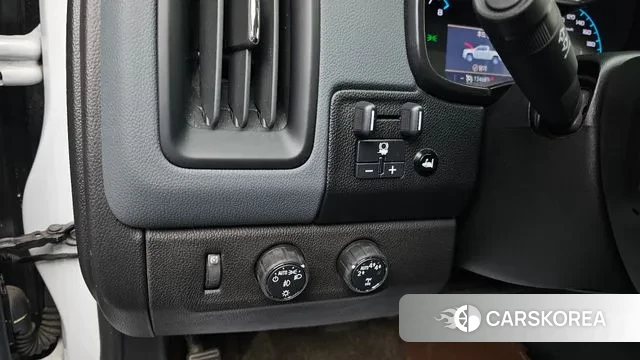 Chevrolet (GM Daewoo) Real New Colorado 2020 Белый из Кореи, фото 6