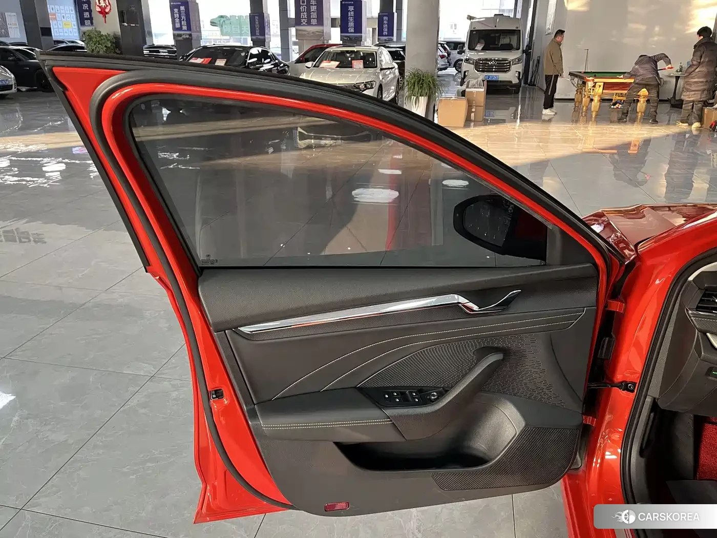 Skoda Octavia 2021 Yellow/orange из Китая, фото 6
