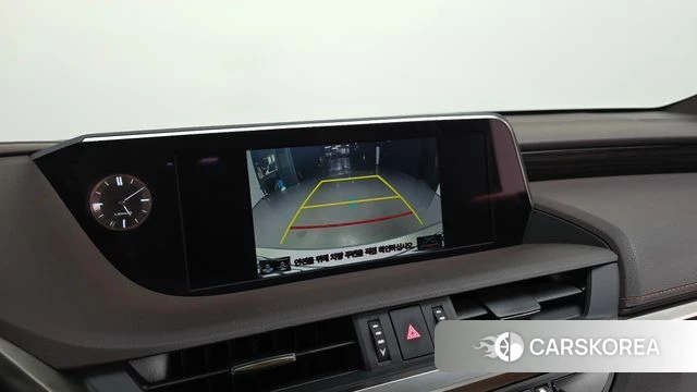 Lexus ES300h 7th generation 2020 Песочный из Кореи, фото 6