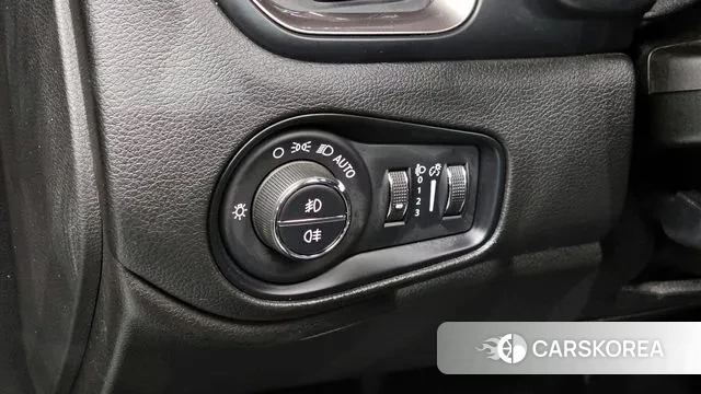 Jeep Renegade 2022 Черный из Кореи, фото 6