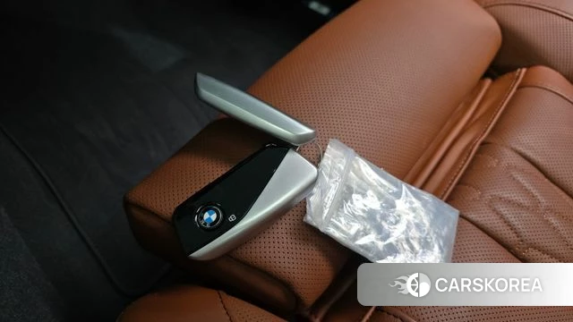 BMW X7 (G07) 2025 Белый из Кореи, фото 6