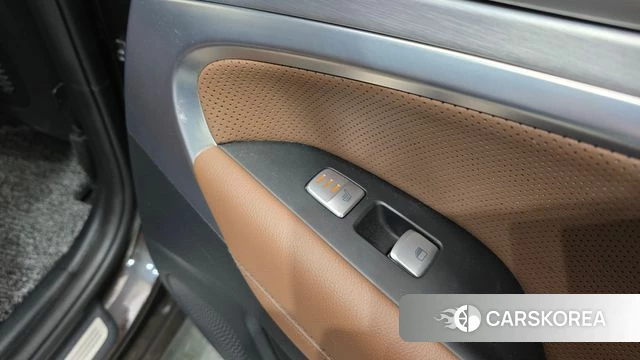Genesis G70 2018 Коричневый из Кореи, фото 6