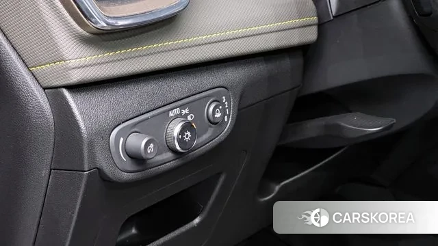 Chevrolet (GM Daewoo) The New Trail Blazer 2024 Серый из Кореи, фото 6