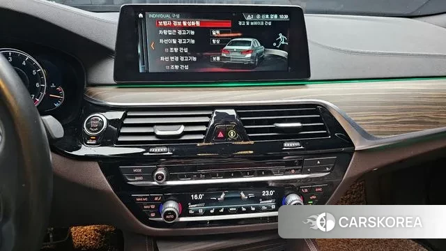 BMW 5 Series (G30) 2018 Белый из Кореи, фото 6