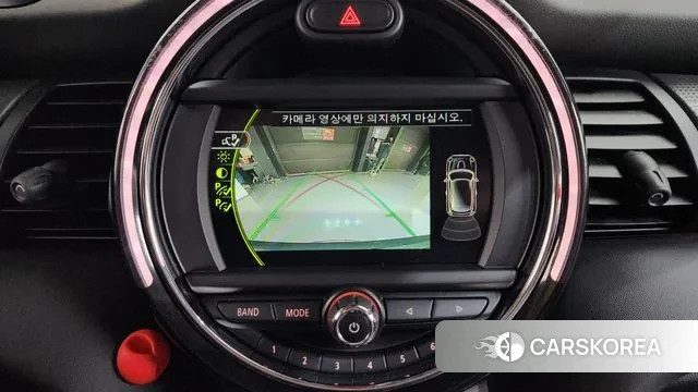 Mini Cooper D 2018 Темно-зеленый из Кореи, фото 6