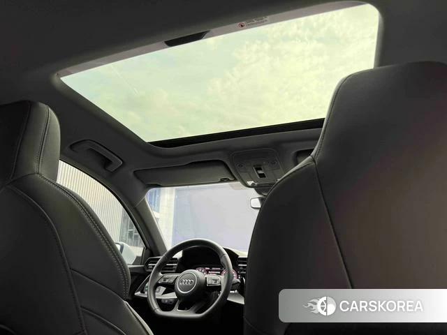 Audi A3 2023 Белый из Китая, фото 6