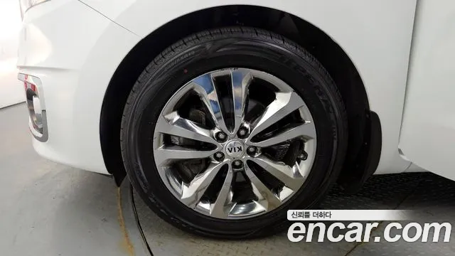 Kia All New Carnival id 2699355 из Кореи 6