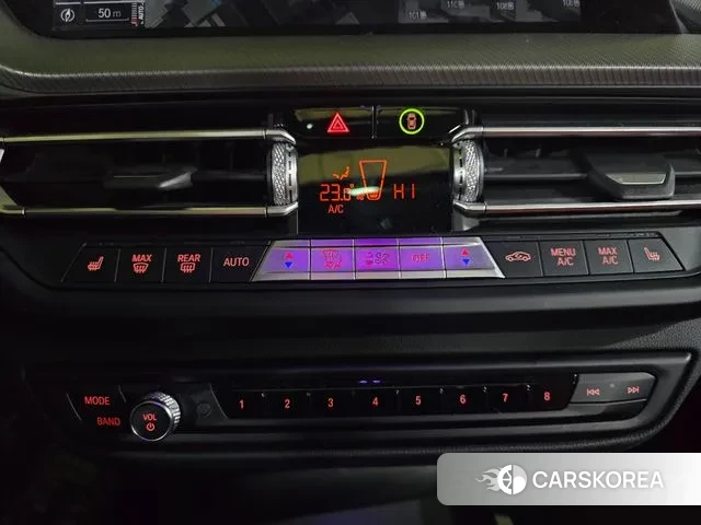 BMW 1 Series (F40) 2021 Серый из Кореи, фото 6