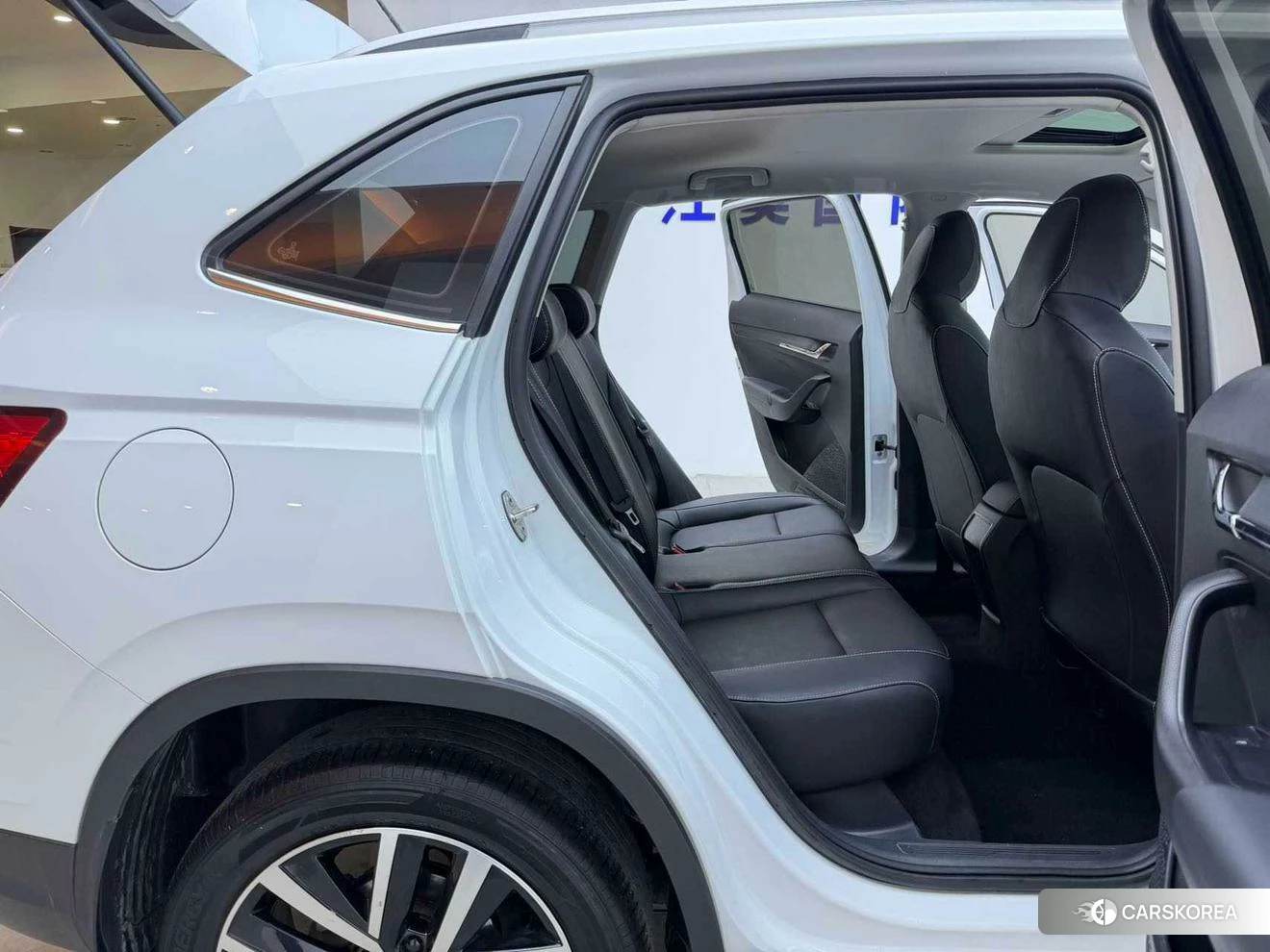 Skoda Komick 2022 Белый из Китая, фото 6