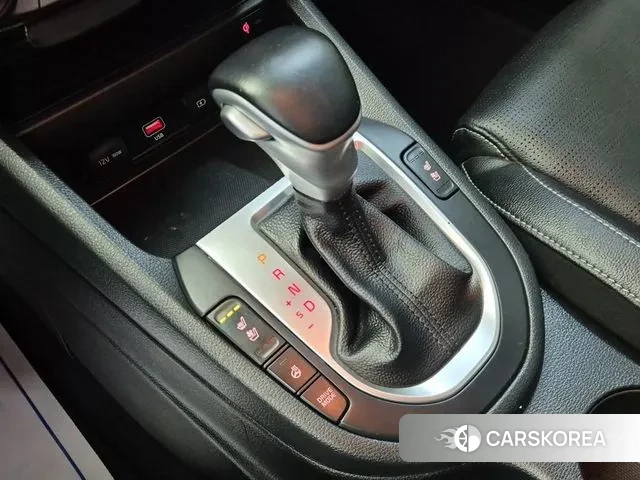 Kia The New K3 2nd generation 2021 Белый из Кореи, фото 6