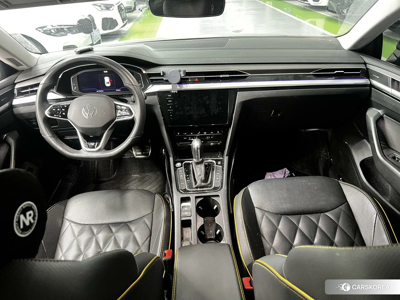 Volkswagen CC 2022 Темно-серый из Китая, фото 6