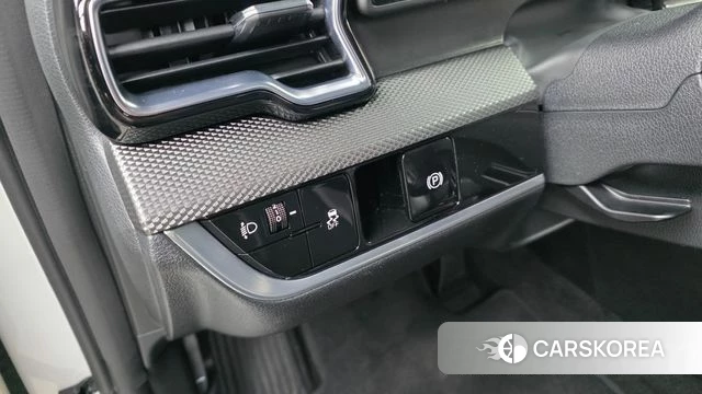 Kia Sportage 5th Generation 2022 Белый из Кореи, фото 6