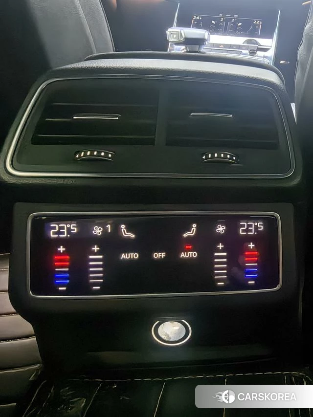 Audi A6L 2022 Темно-серый из Китая, фото 6