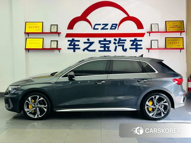 Audi A3 2021 Темно-серый из Китая, фото 6