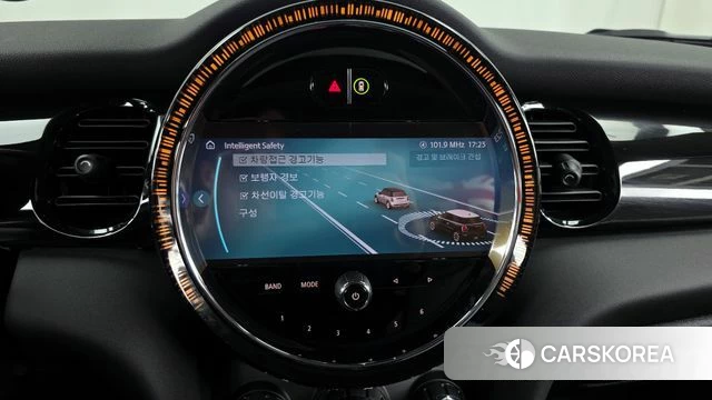 Mini Cooper 2023 Серебристо-серый из Кореи, фото 6