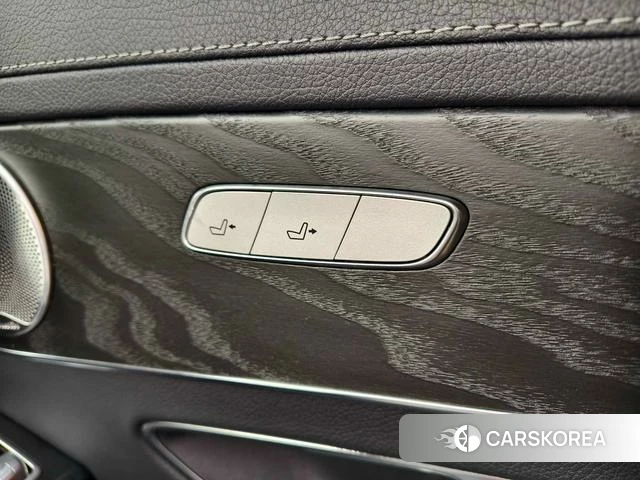 Mercedes-Benz Class C 2021 Белый из Китая, фото 6