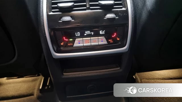 BMW X6 (G06) 2022 Черный из Кореи, фото 6