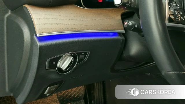 Mercedes-Benz E-Class W213 2021 Синий из Кореи, фото 6