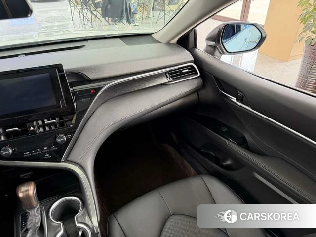 Toyota Camry 2021 Белый из Китая, фото 6