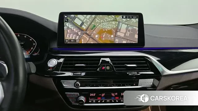 BMW 5 Series (G30) 2021 Белый из Кореи, фото 6