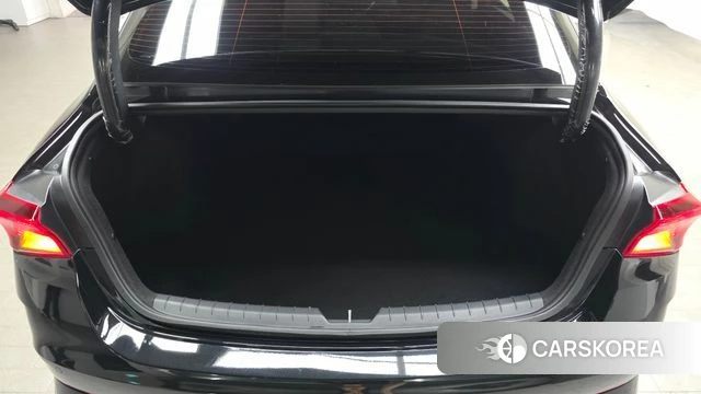 Kia K5 3rd generation 2023 Черный из Кореи, фото 6