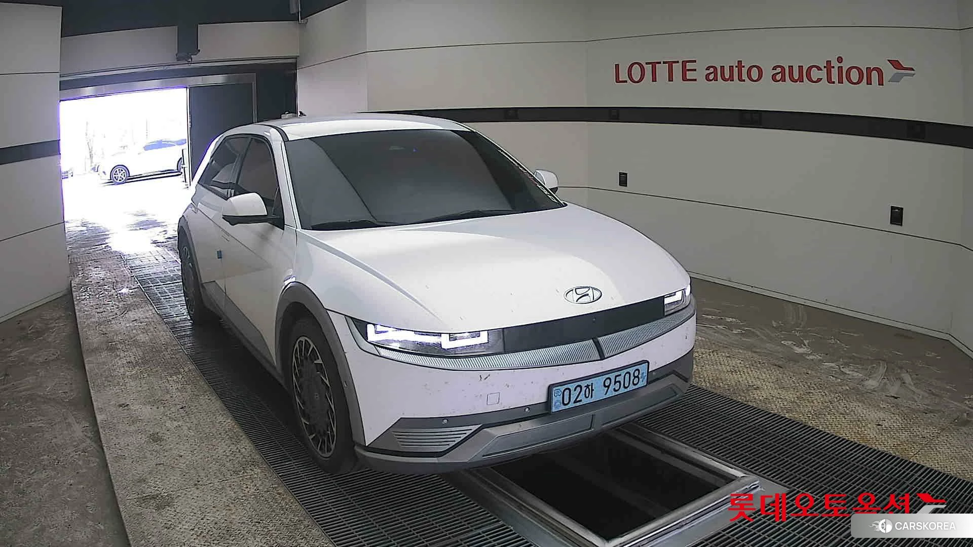 Hyundai IONIQ 5 2022 Atlas White из Кореи, фото 6