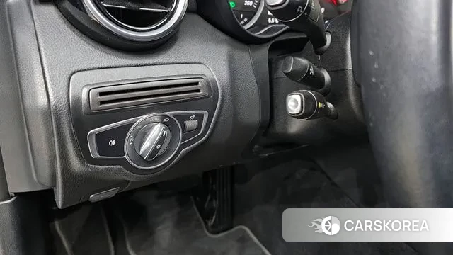 Mercedes-Benz C-Class W205 2018 Черный из Кореи, фото 6