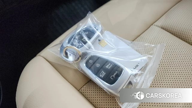Hyundai Staria 2022 Серый из Кореи, фото 6
