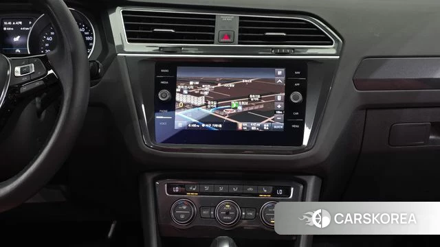 Volkswagen Tiguan second Generation 2020 Белый из Кореи, фото 6