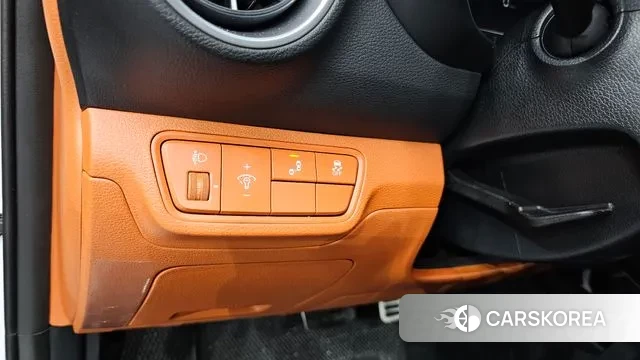 Kia The New K3 2nd generation 2023 Белый из Кореи, фото 6