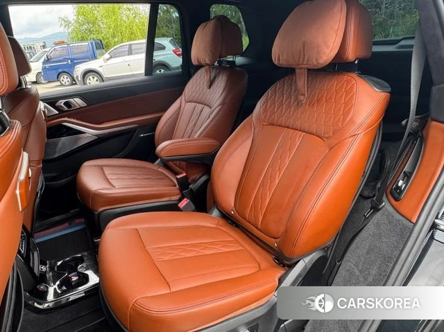 BMW X7 (G07) 2023 Черный из Кореи, фото 6