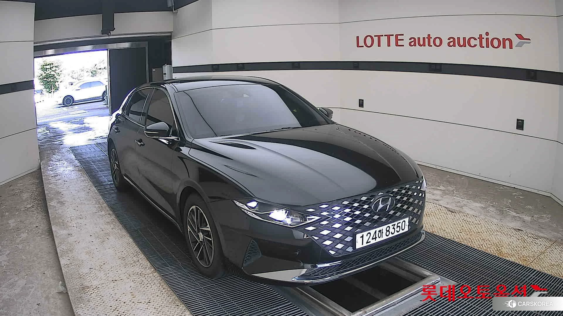 Hyundai Grandeur 2022 Midnight Black Pearl из Кореи, фото 6