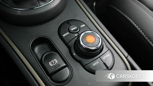 Mini Cooper Countryman 2021 Зеленый из Кореи, фото 6