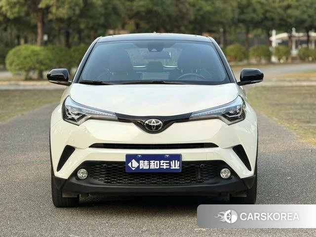 Toyota C-HR 2020 Белый из Китая, фото 6