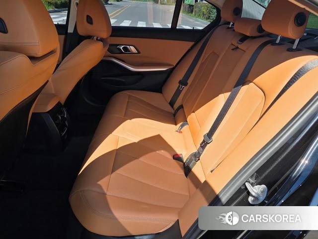 BMW 3 Series (G20) 2025 Черный из Кореи, фото 6