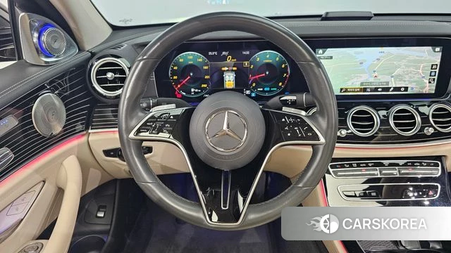 Mercedes-Benz E-Class W213 2021 Черный из Кореи, фото 6