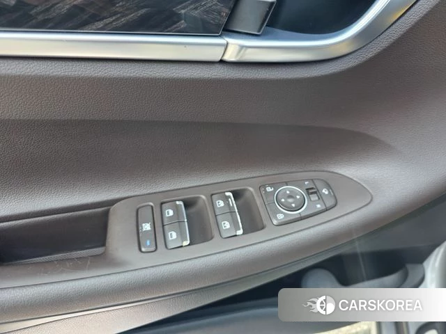 Hyundai Grandeur IG 2018 Серебристо-серый из Кореи, фото 6