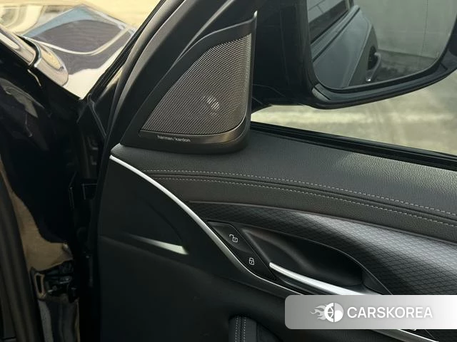 BMW 5 series (imported) 2023 Черный из Китая, фото 6