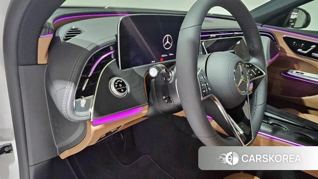 Mercedes-Benz E-Class W214 2024 Белый из Кореи, фото 6