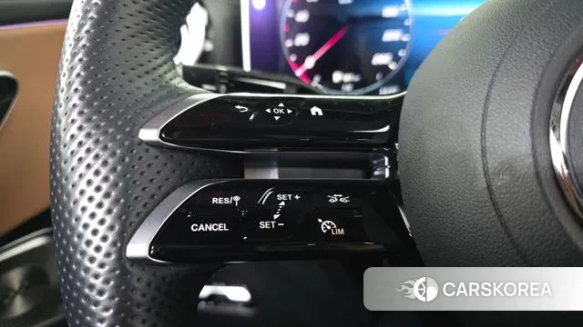 Mercedes-Benz CLE-Class C236 2024 Белый из Кореи, фото 6