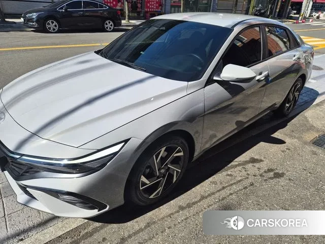 Hyundai The New Avante Hybrid (CN7) 2023 Серебристо-серый из Кореи, фото 6