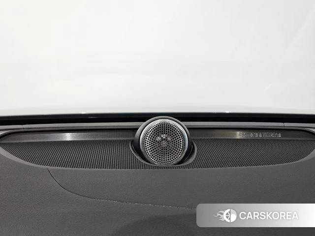 Volvo V60 Cross-Country 2nd Generation 2024 Серебряный из Кореи, фото 6